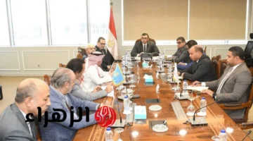 تحرك جديد لجذب الاستثمارات.. وزير الإسكان يبحث فرص الاستثمار الفندقي مع منظمة السياحة العربية 1